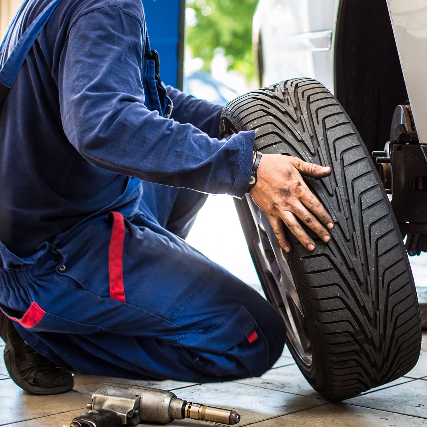 AUNZ Driver Guide Servicing AUNZ Driver Guide Servicing