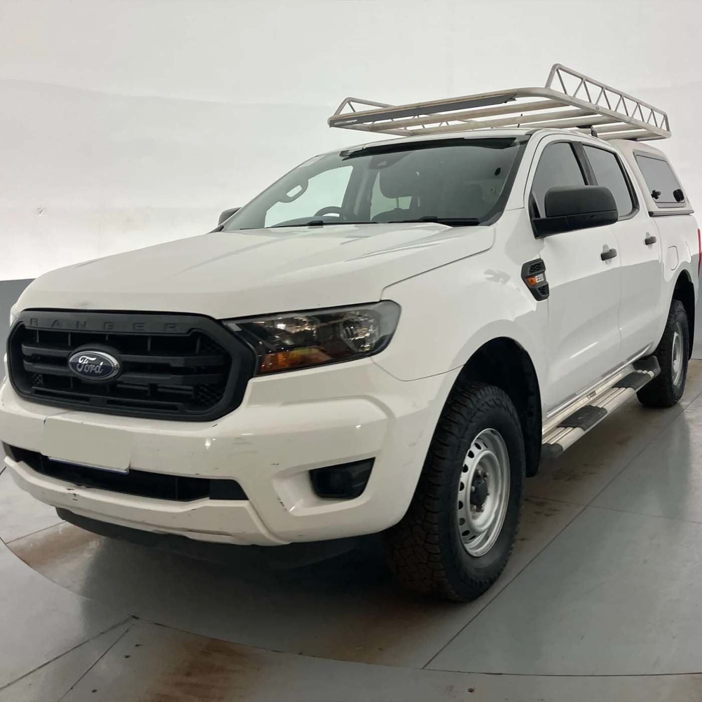 Photo of an ex-fleet vehicle available via auction Photo of an ex-fleet vehicle available via auction